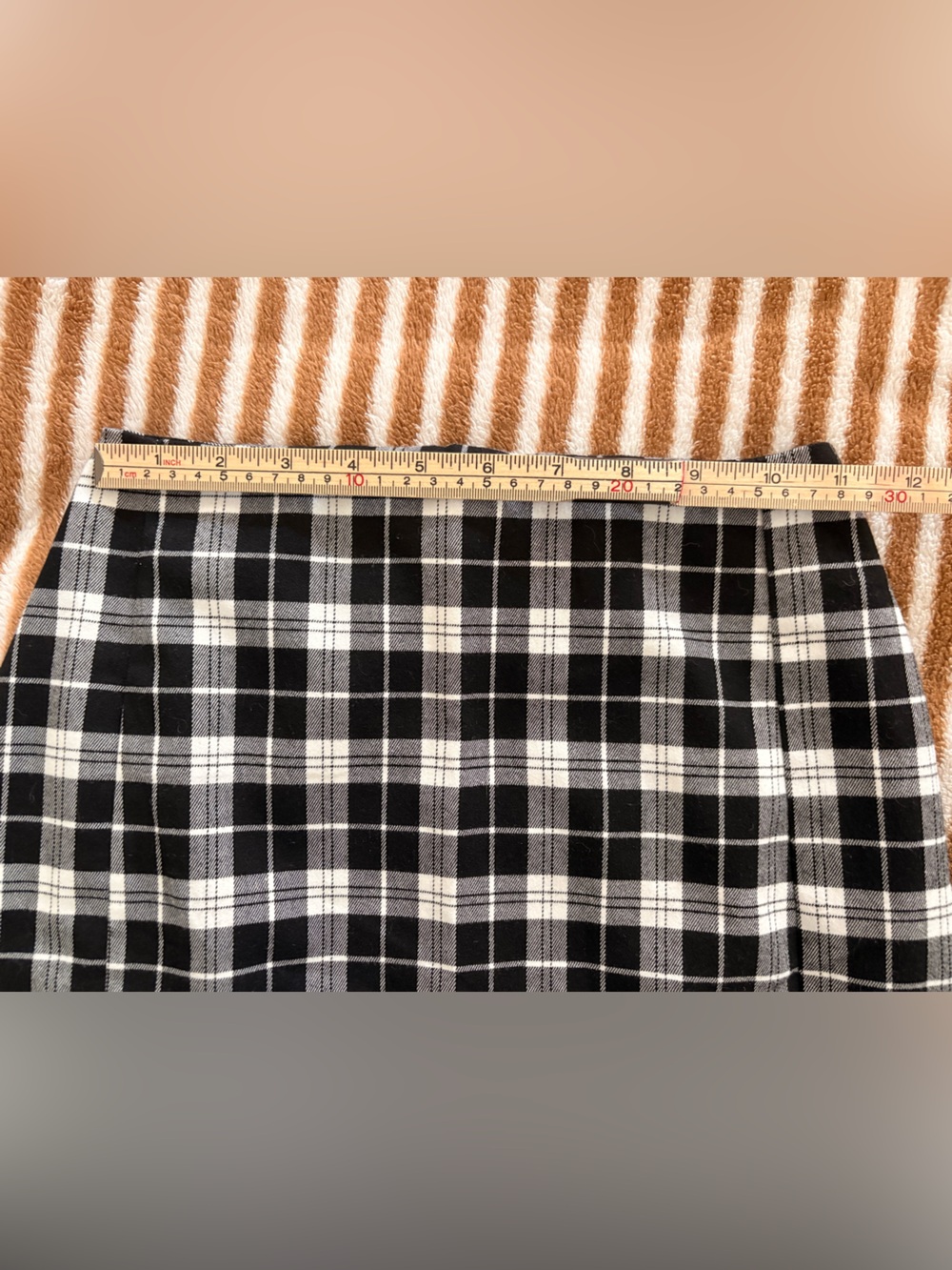XS/S Black and White Plaid A-Line Skirt - Picture 7 of 9